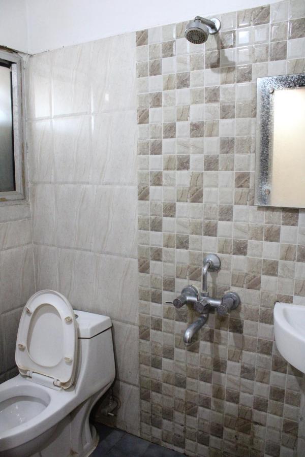 Hotel Square Park Дибругар Екстериор снимка